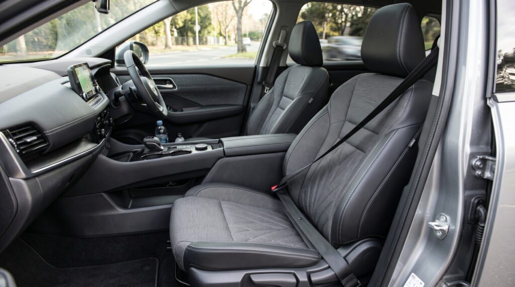 kombinasi warna jok kendaraan